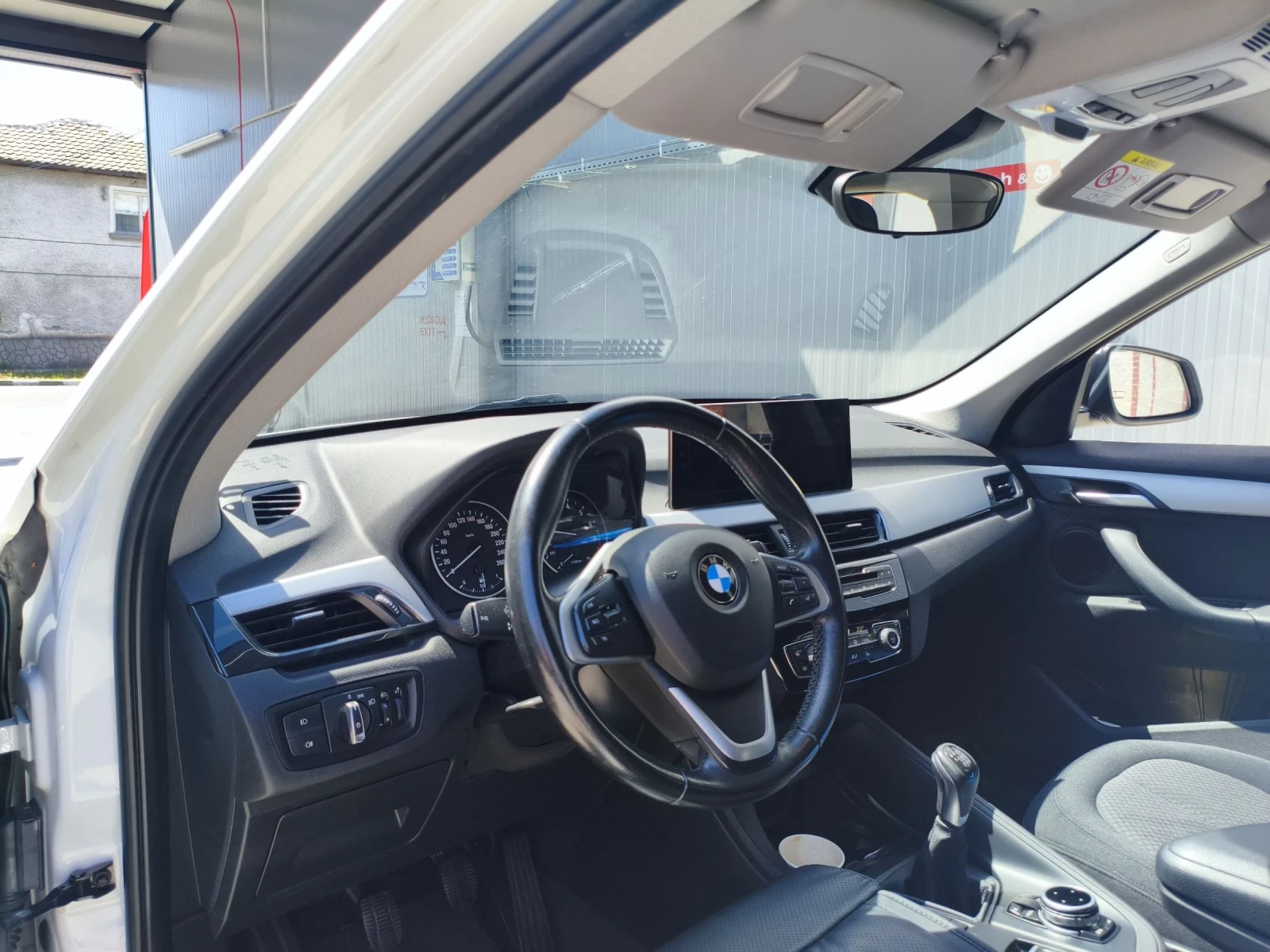 BMW X1, снимка 9 - Автомобили и джипове - 55103379
