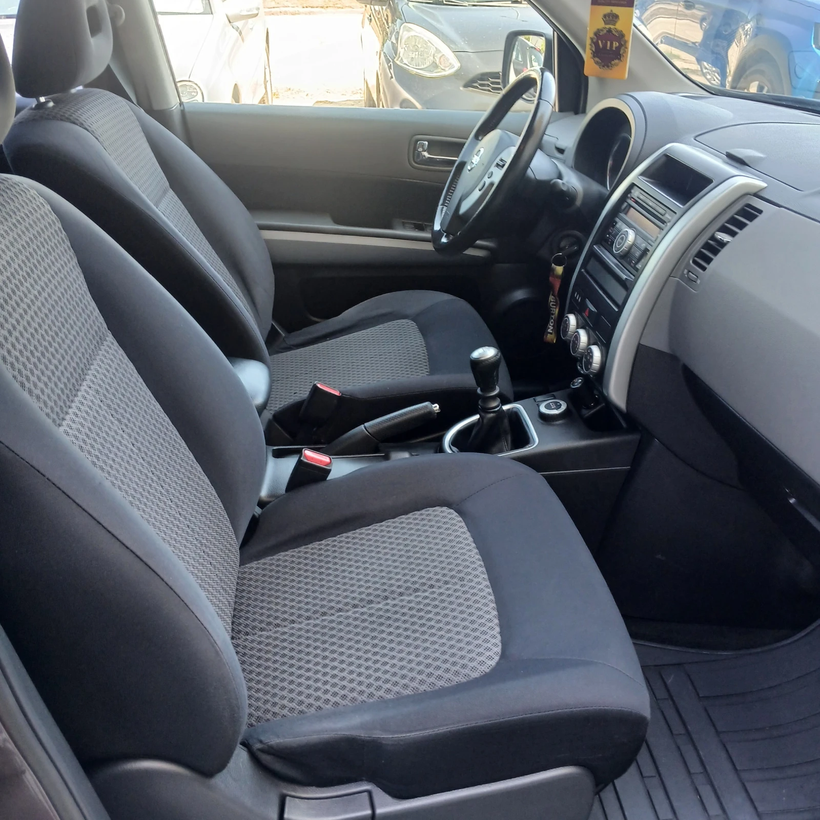 Nissan X-trail 6 СКОРОСТИ 4х4 , снимка 13 - Автомобили и джипове - 55601439