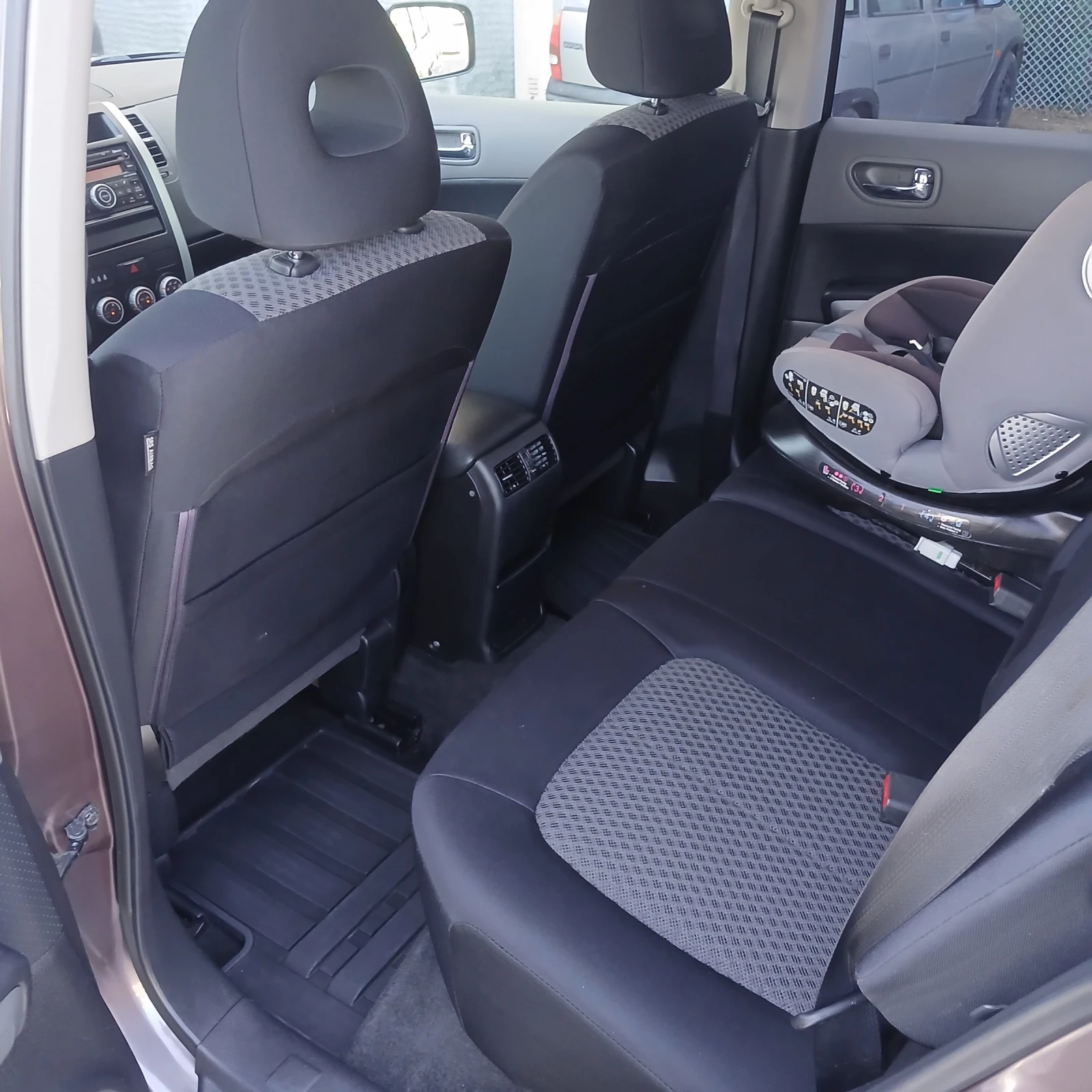 Nissan X-trail 6 СКОРОСТИ 4х4 , снимка 14 - Автомобили и джипове - 55601439