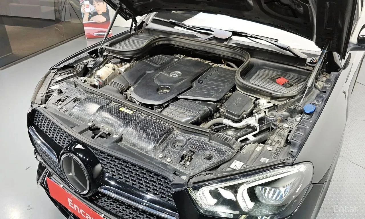 Mercedes-Benz GLE 400 / ДИСТРОНИК / ОБДУХВАНЕ / ХЕД-ЪП / 360 / АМБИЕНТО, снимка 6 - Автомобили и джипове - 56096727