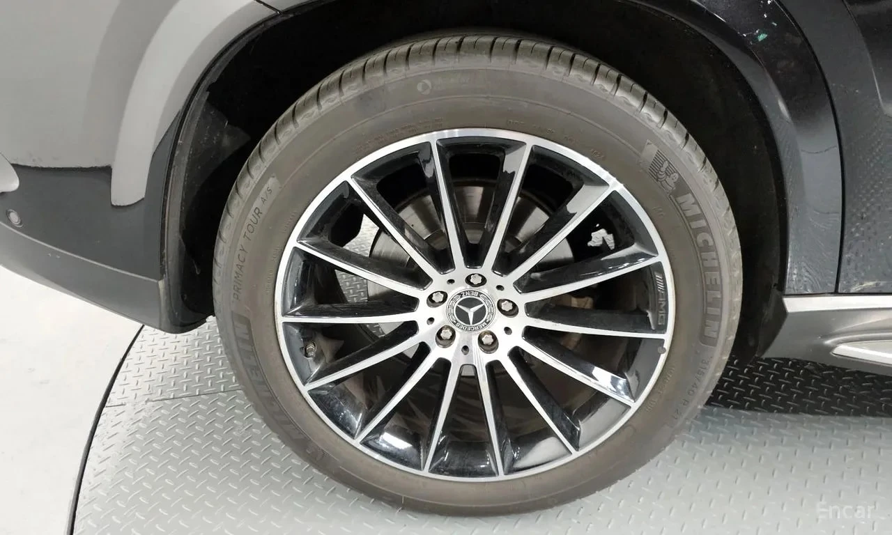 Mercedes-Benz GLE 400 / ДИСТРОНИК / ОБДУХВАНЕ / ХЕД-ЪП / 360 / АМБИЕНТО, снимка 5 - Автомобили и джипове - 56096727