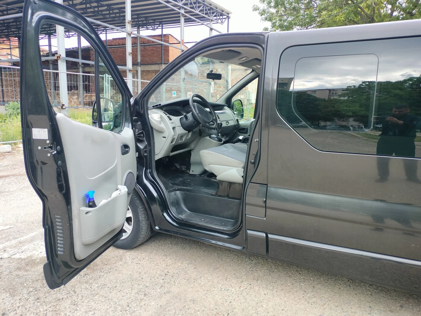 Renault Trafic 8+ 1 2.5 DCI 150 LONG - изображение 4