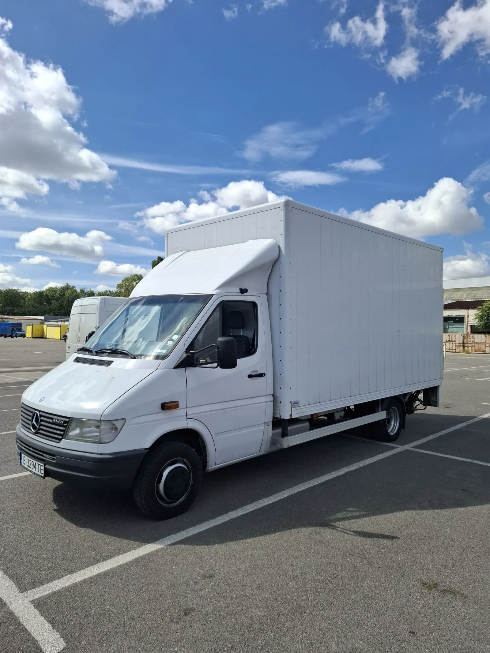 Mercedes-Benz 412 2.9 TDI - изображение 3