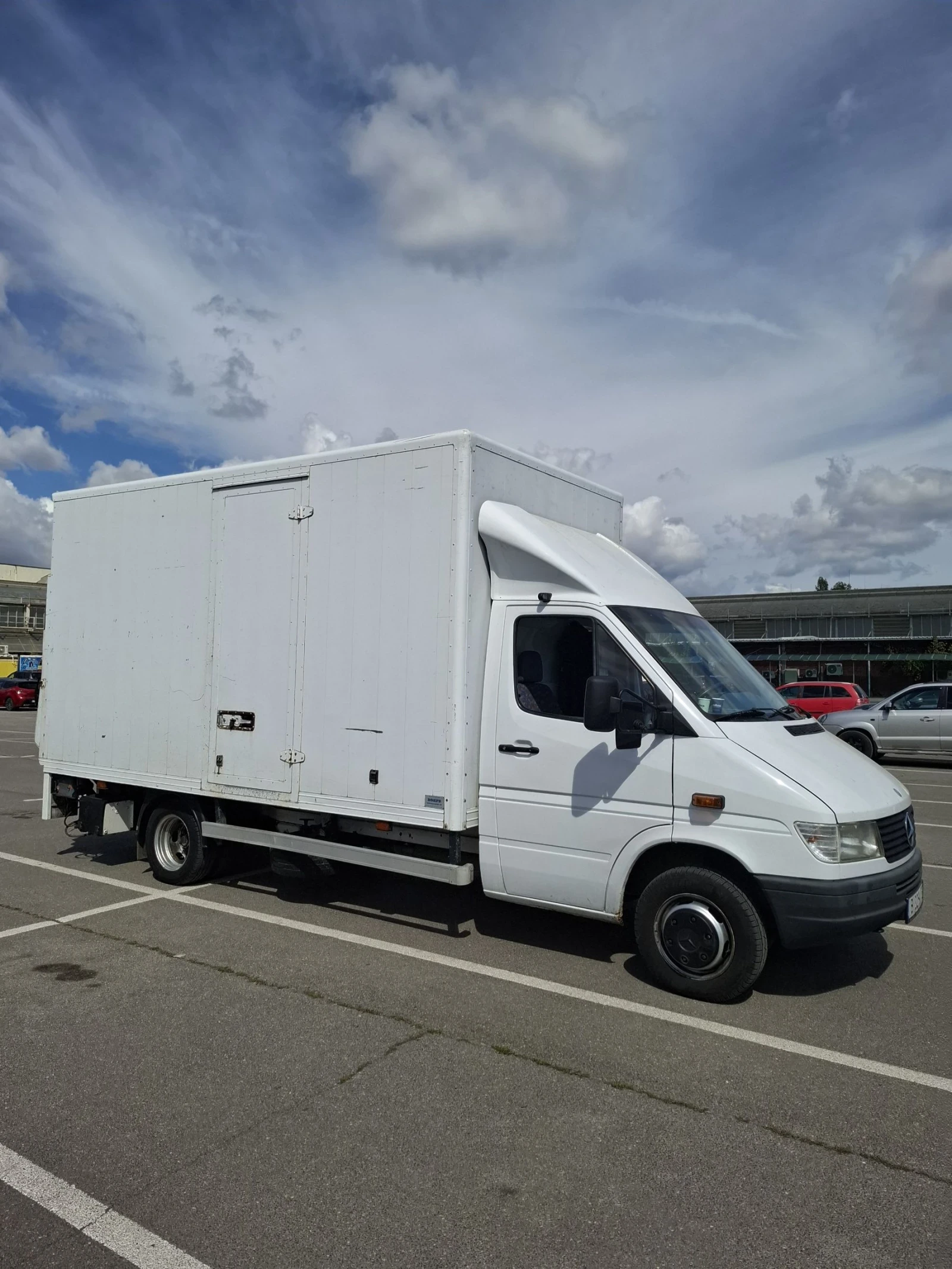Mercedes-Benz 412 2.9 TDI - изображение 2