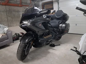 Honda Gold Wing -946 км.DCT+ AIRBAG-BLACK EDITION-НОВ, снимка 13 - Мотоциклети и мототехника - 53066859