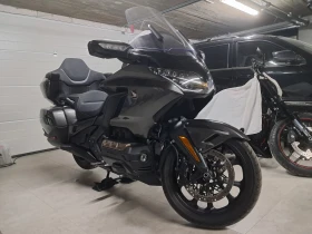 Honda Gold Wing -946 км.DCT+ AIRBAG-BLACK EDITION-НОВ, снимка 14 - Мотоциклети и мототехника - 53066859