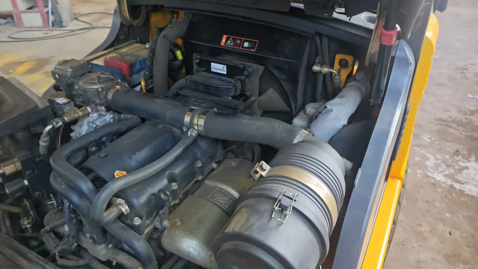 Мотокар Hyundai Газокар, снимка 14 - Индустриална техника - 54980247