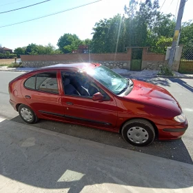 Renault Megane, снимка 2