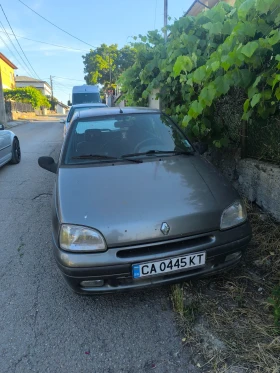 Renault Clio, снимка 1
