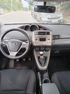 Toyota Verso 7 местна, снимка 5