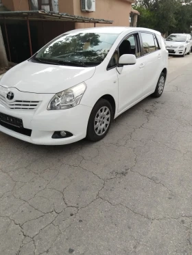 Toyota Verso 7 местна, снимка 3