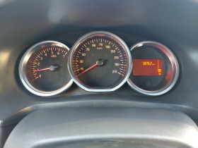 Dacia Sandero 1.0i.75ks TOP 7890 KM, снимка 15 - Автомобили и джипове - 44326813