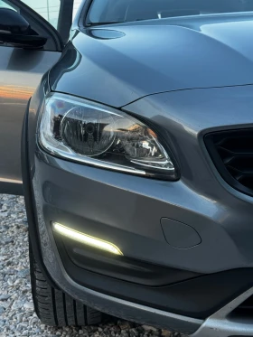 Volvo V60 Cross Country Нов внос от Белгия!, снимка 11