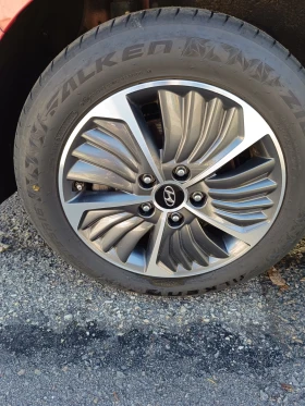 Hyundai Ioniq 1.6 Plug-in Hybrid  | Mobile.bg    13