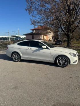 Mercedes-Benz C 220, снимка 2
