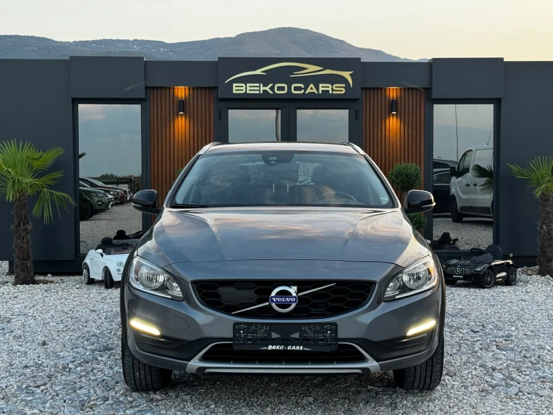 Volvo V60 Cross Country Нов внос от Белгия!, снимка 2 - Автомобили и джипове - 47455577