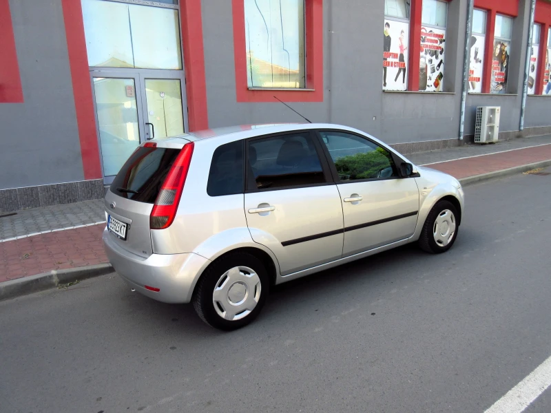 Ford Fiesta 1.4i, снимка 4 - Автомобили и джипове - 47509121