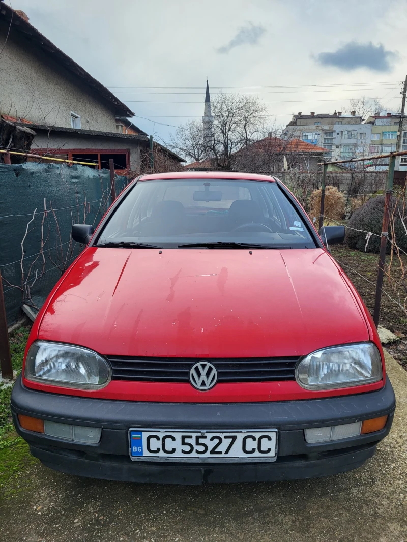 VW Golf, снимка 1 - Автомобили и джипове - 49213267