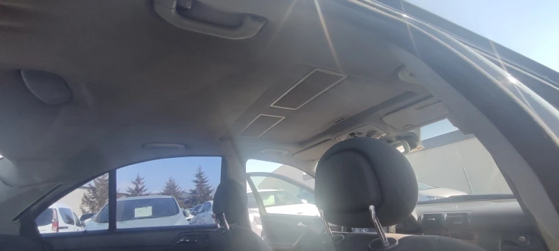 Mercedes-Benz C 220 2.2CDI-143к.с. Автоматик 2002г, снимка 11 - Автомобили и джипове - 49232980