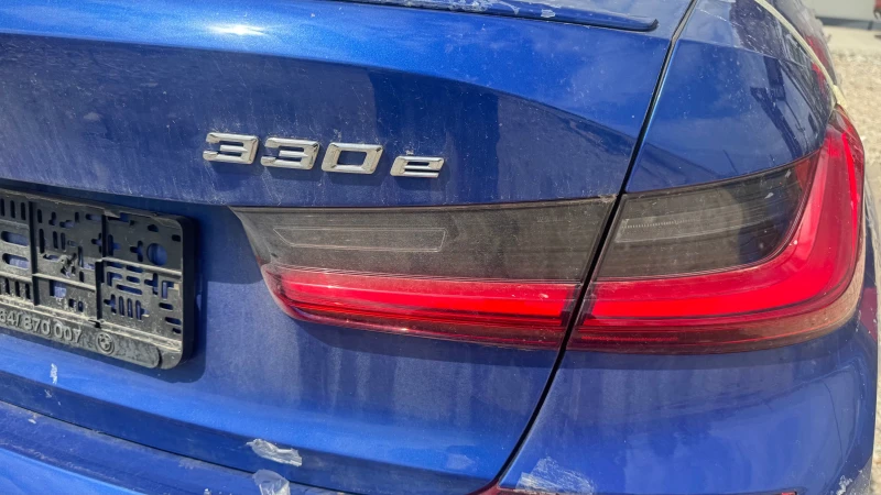 BMW 330 e, снимка 9 - Автомобили и джипове - 51638166