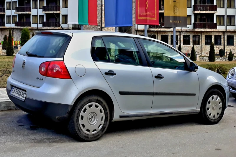 VW Golf Golf V, снимка 4 - Автомобили и джипове - 52474342