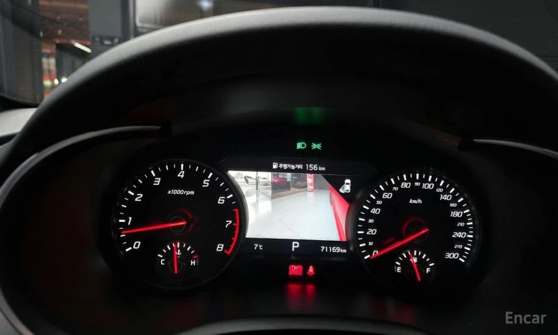 Kia Stinger, снимка 8 - Автомобили и джипове - 53270456