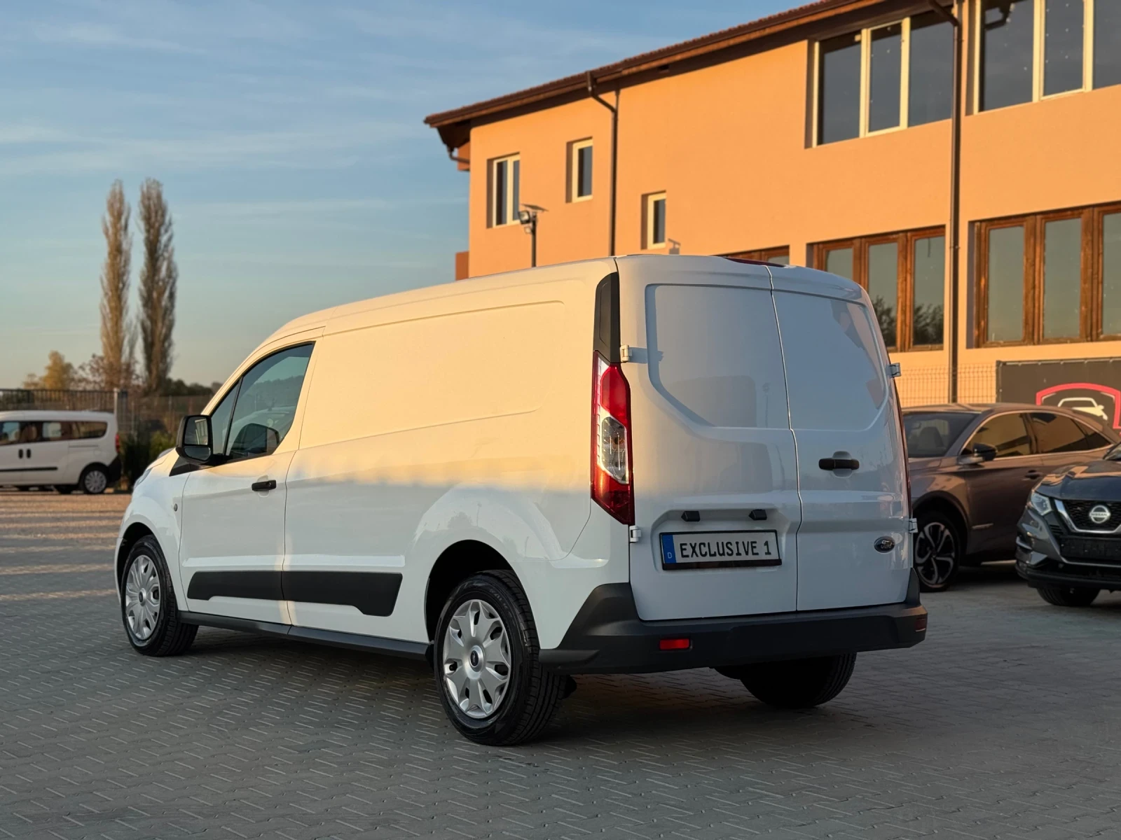 Ford Connect 1.5TDCI SERVIZ 2+ 1 MESTA MAXI - изображение 3