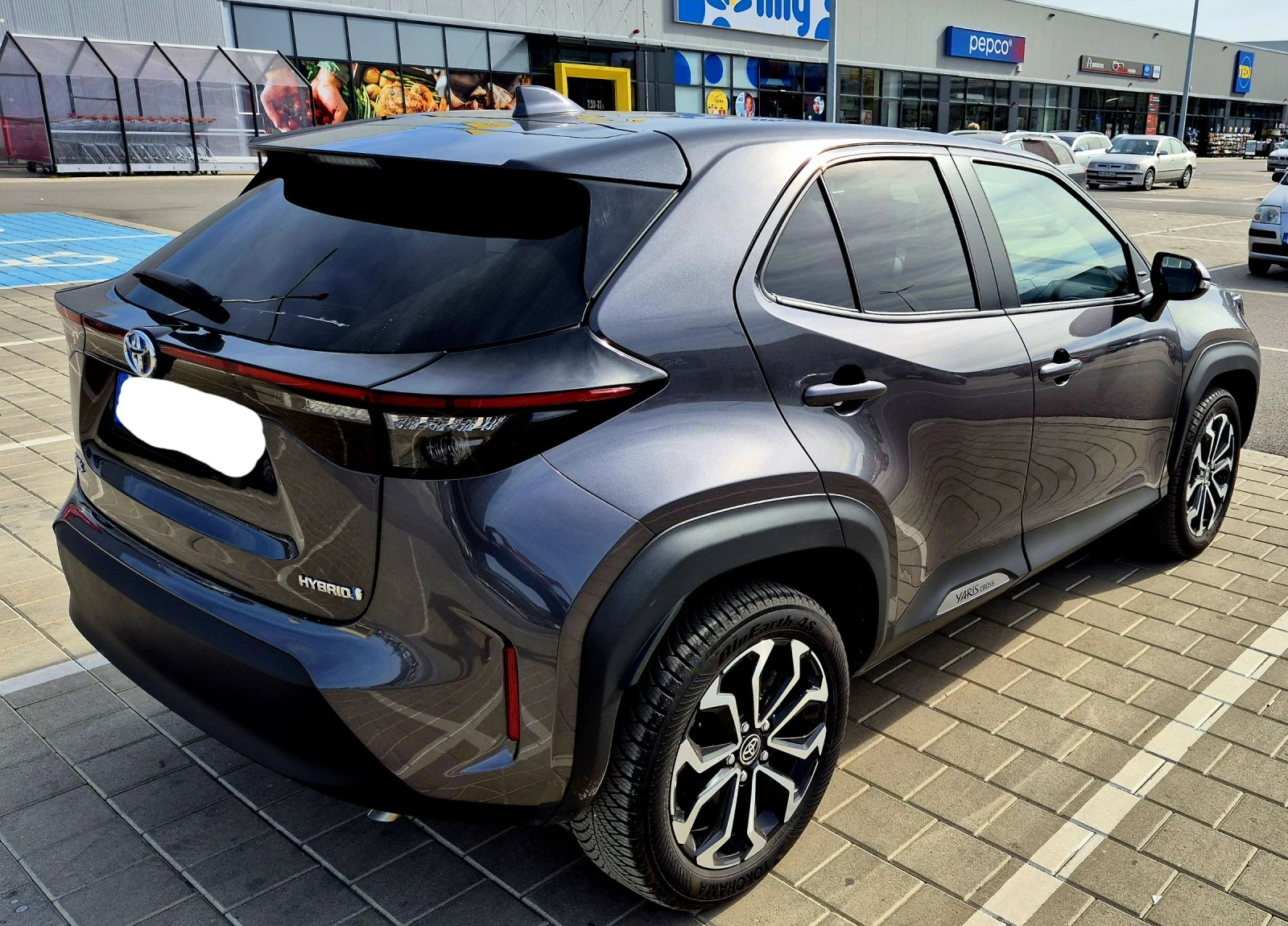 Toyota Yaris Cross ГАРАНЦИОНЕН - изображение 8