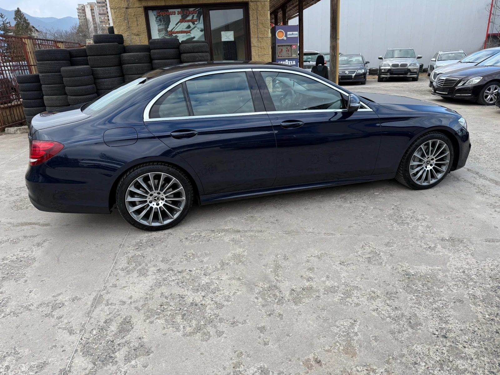 Mercedes-Benz E 350 D AMG | Mobile.bg — изображение 11