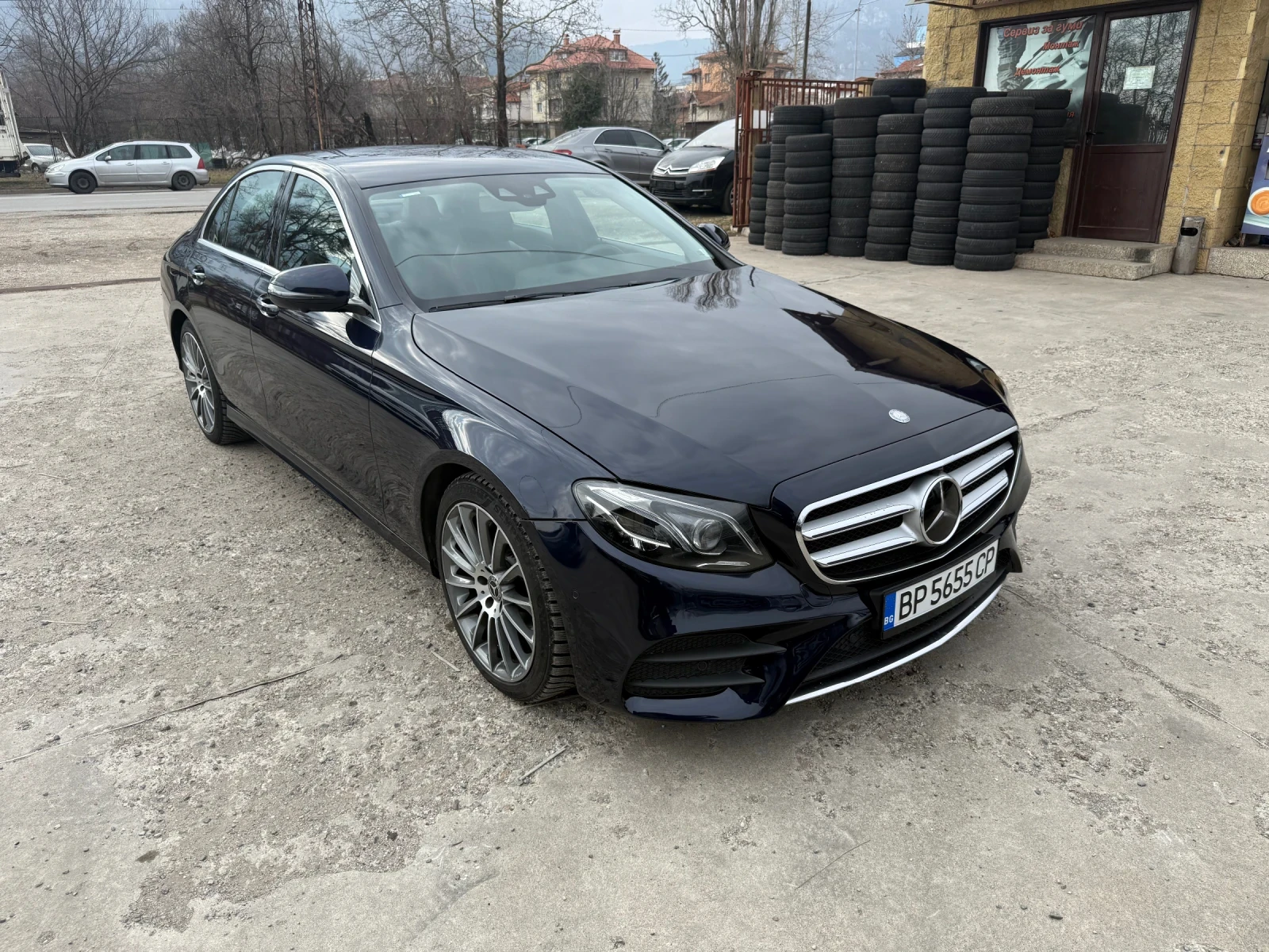 Mercedes-Benz E 350 D AMG - изображение 2