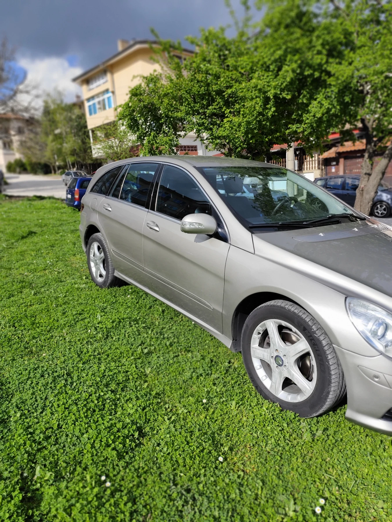 Mercedes-Benz R 320  R clase - изображение 3
