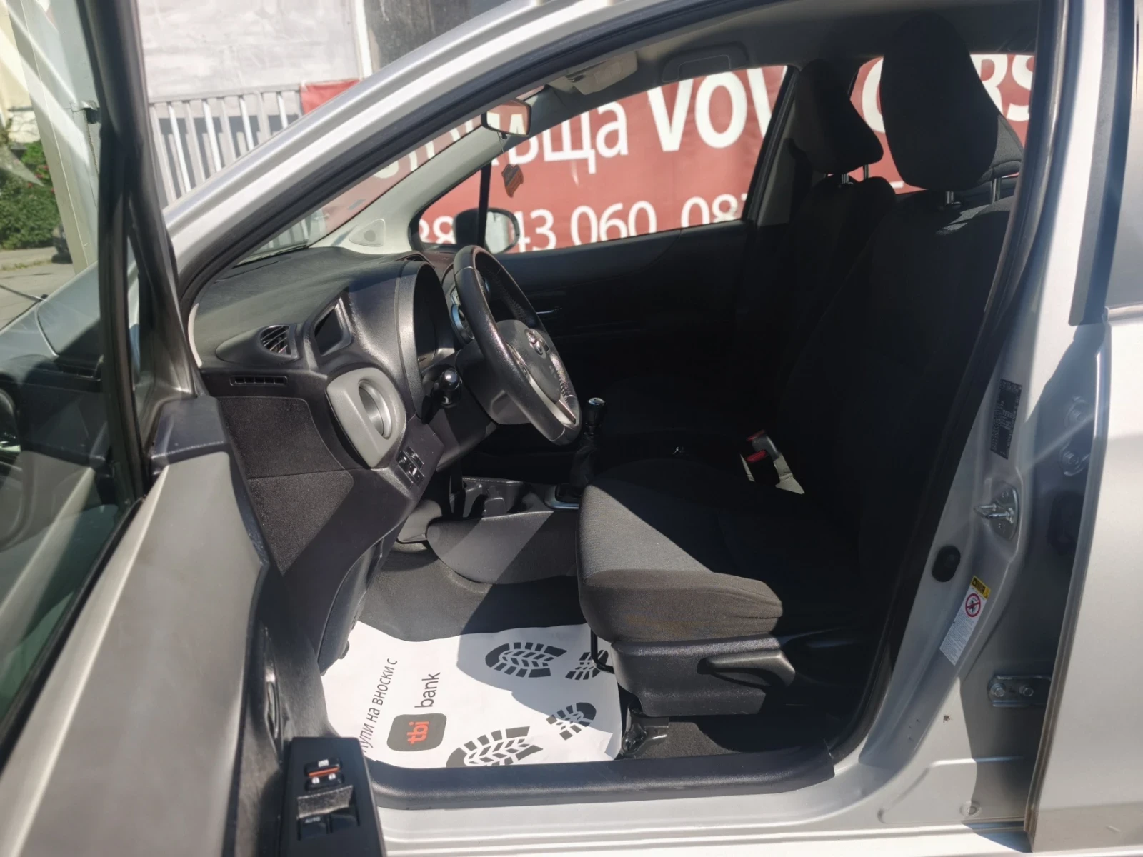 Toyota Yaris 1.4D4D-90к.с Евро-5  - изображение 8