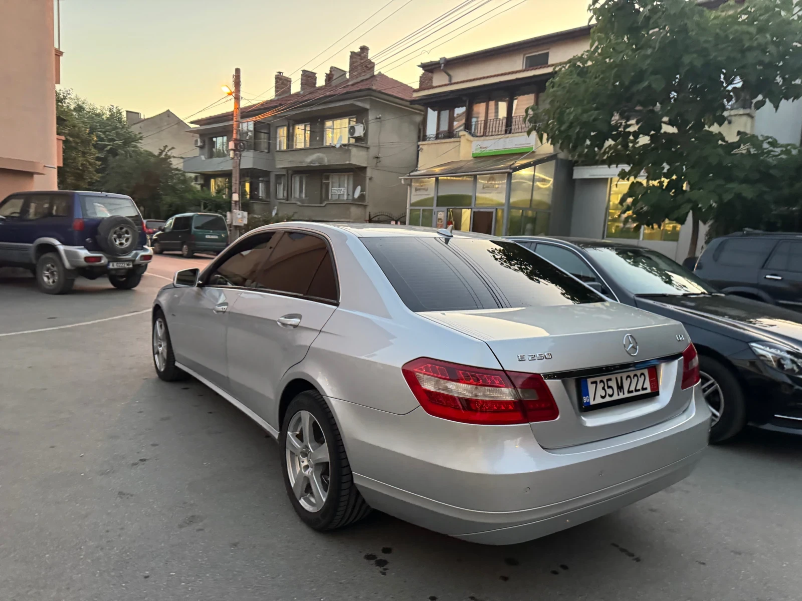 Mercedes-Benz E 250 Ръчка - изображение 4