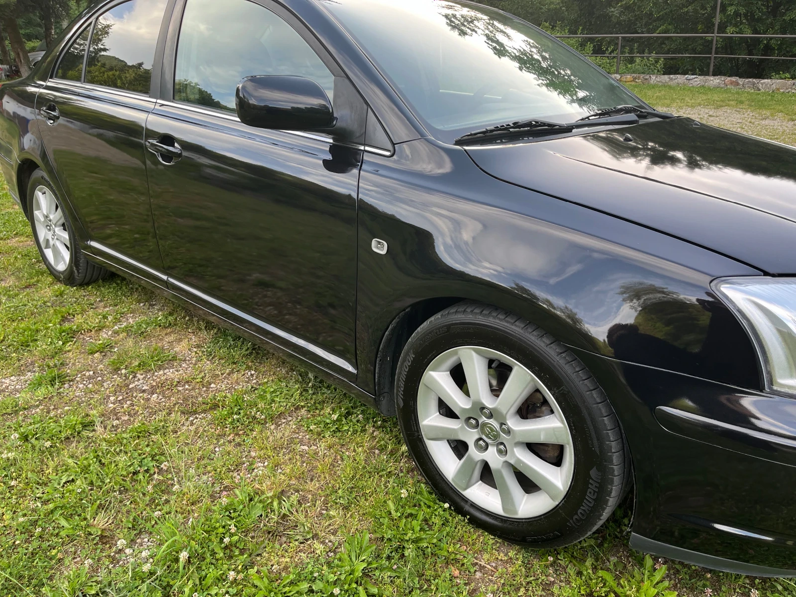 Toyota Avensis  - изображение 3