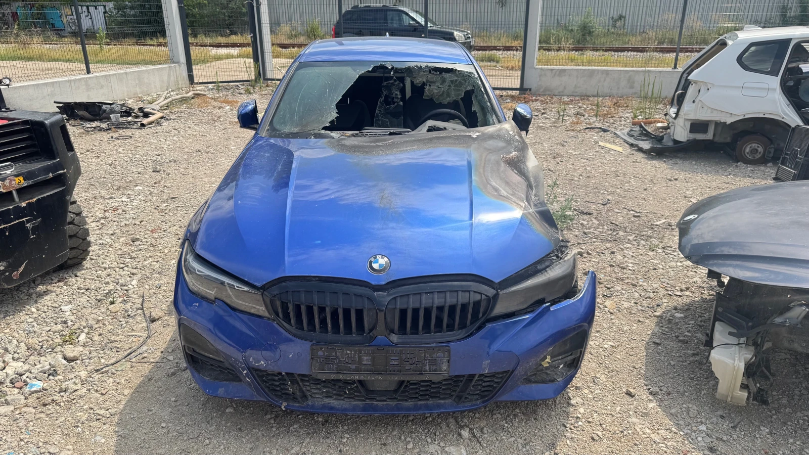 BMW 330 e - изображение 3
