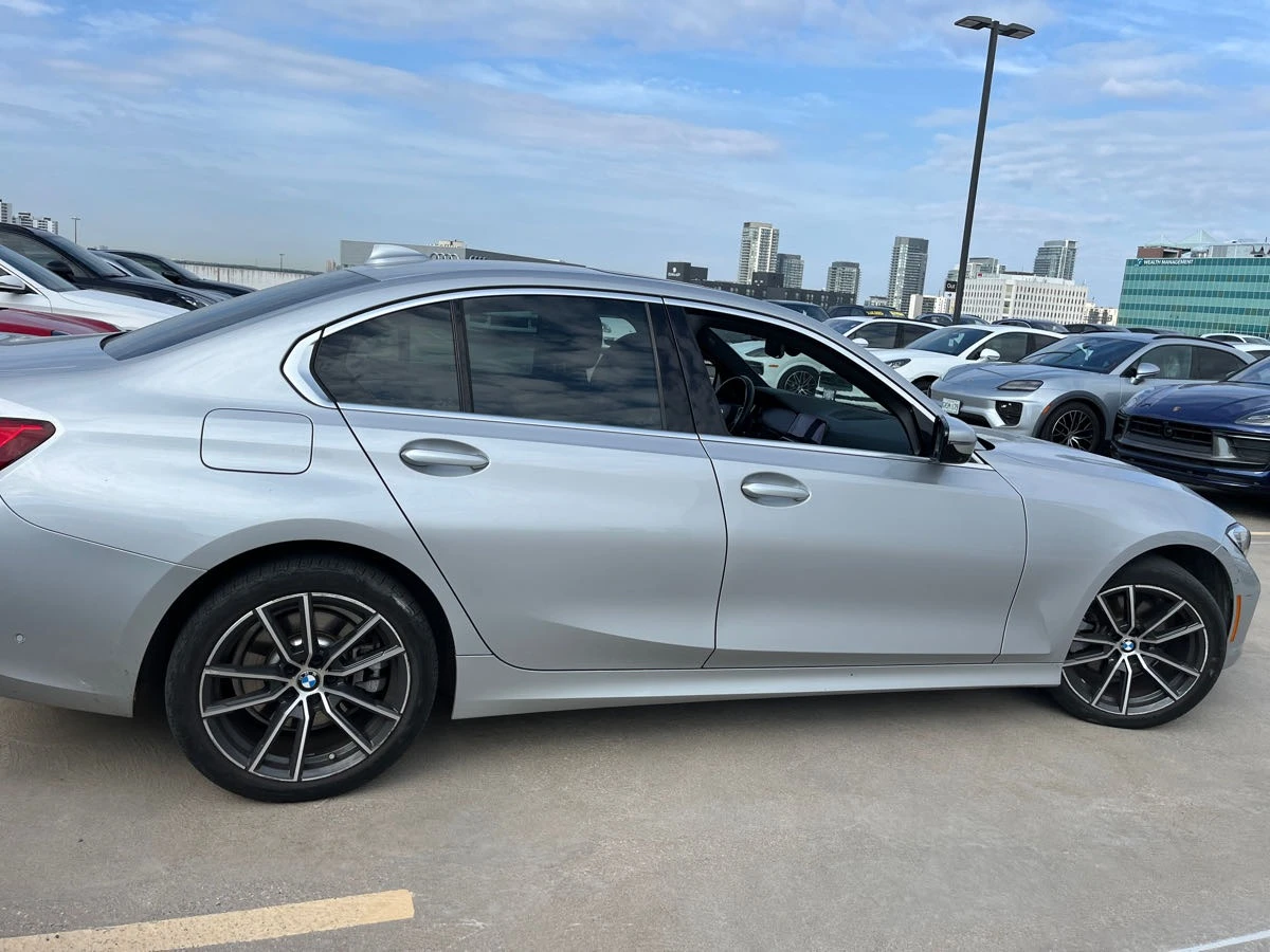 BMW 330 XDRIVE* * CARFAX * * АВТО КРЕДИТ * *  - изображение 3