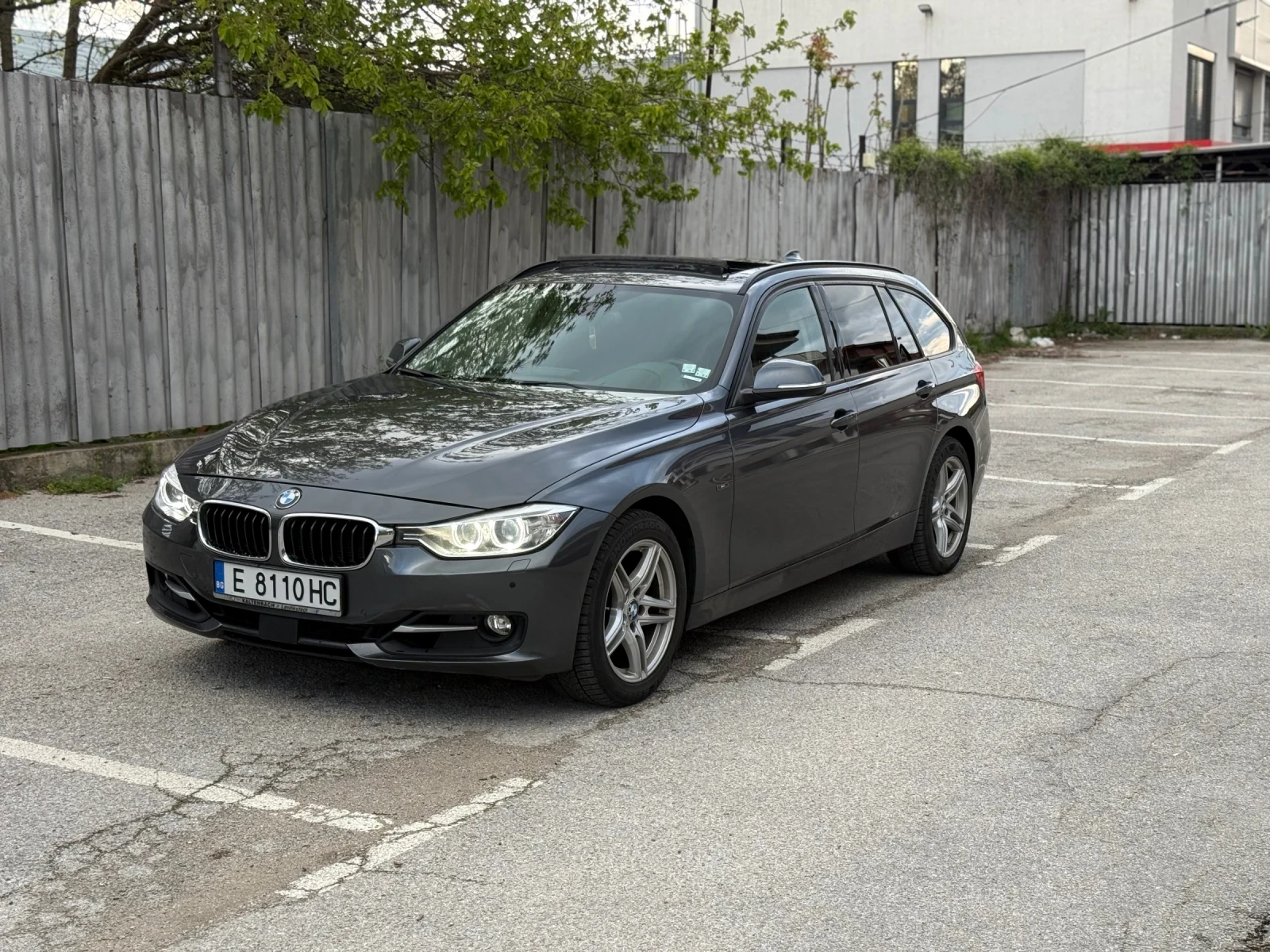 BMW 330 d xDrive 8ZF Sport Line, снимка 2 - Автомобили и джипове - 52053501