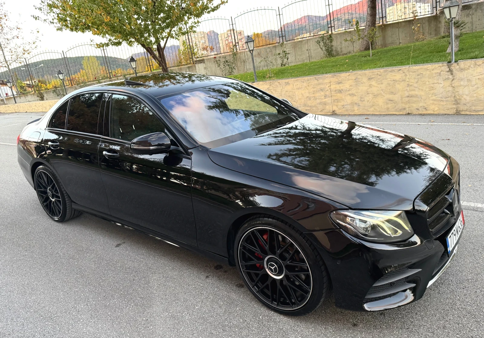 Mercedes-Benz E 350 AMG //Burmester/Line assist/360 | Mobile.bg   5