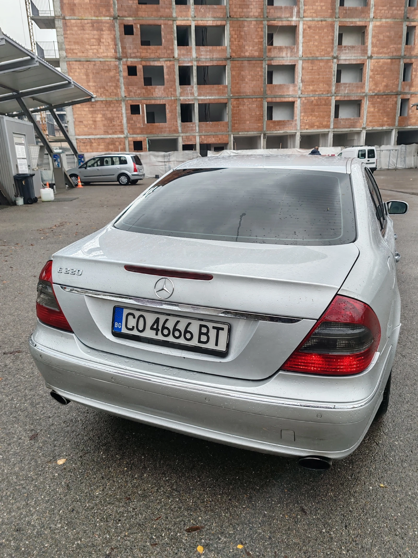 Mercedes-Benz E 270 Facelift Design - изображение 4