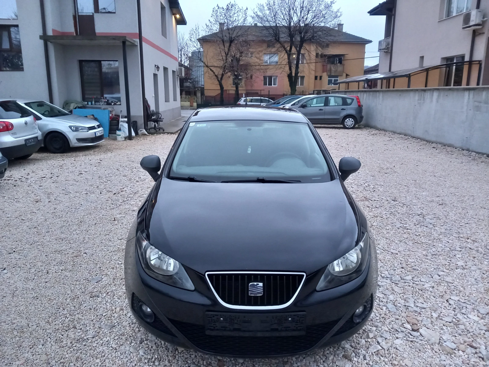 Seat Ibiza 1.4i 86кс Navi - изображение 2