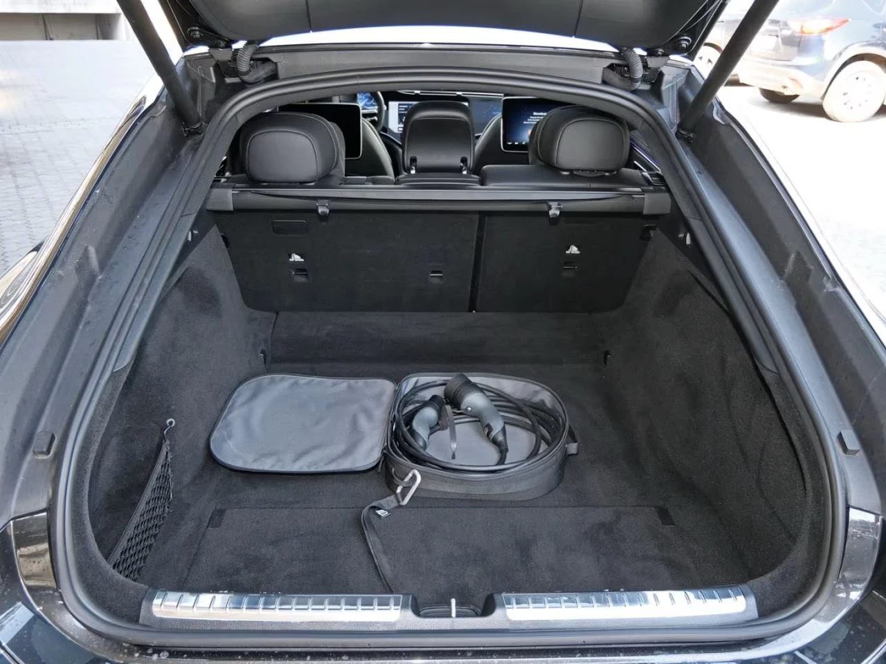 Mercedes-Benz EQS 53 AMG 4M NIGHT PANO HEAD UP , снимка 16 - Автомобили и джипове - 53946463