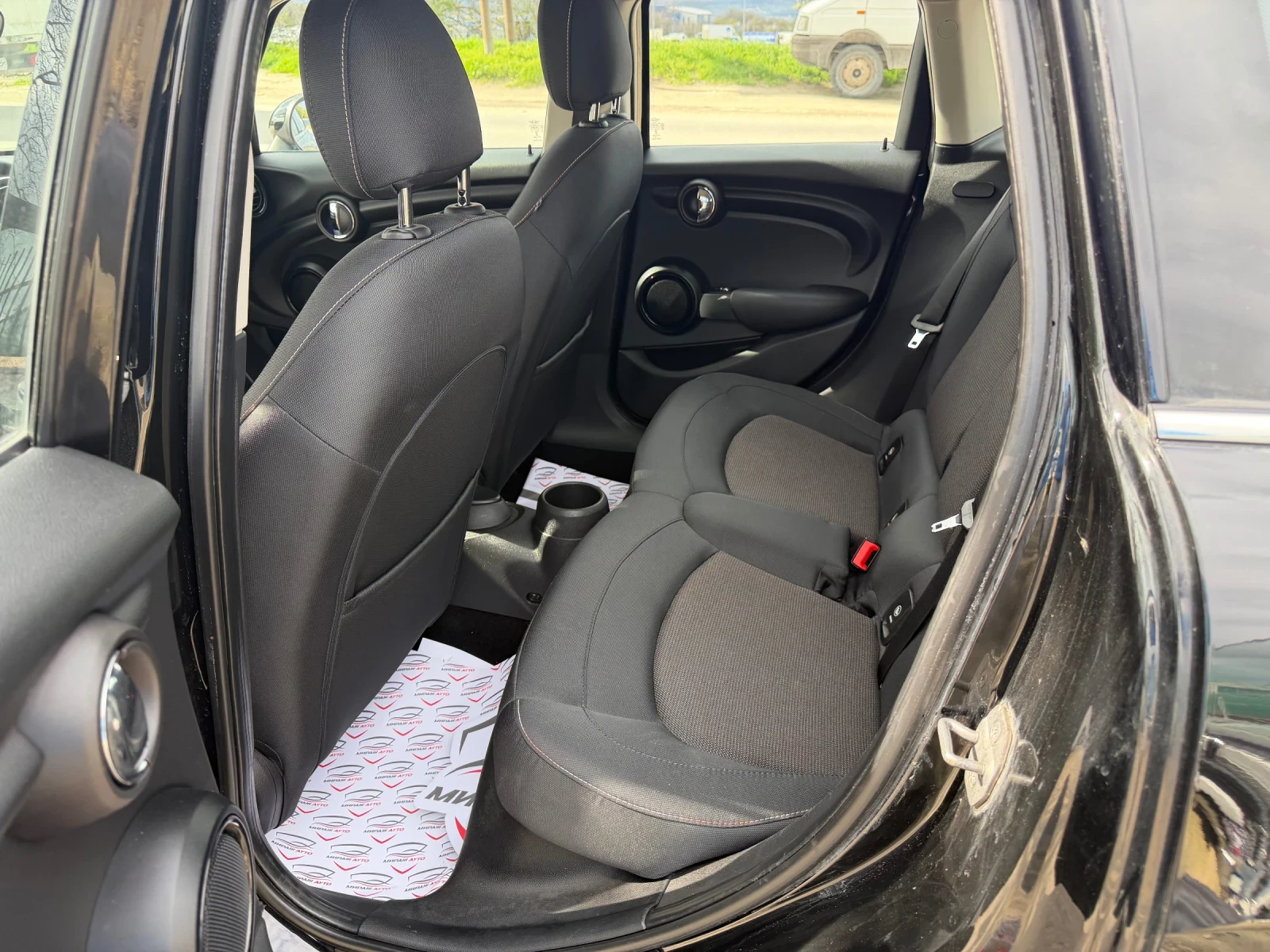 Mini One * * * 62000km* * * , снимка 10 - Автомобили и джипове - 54132194