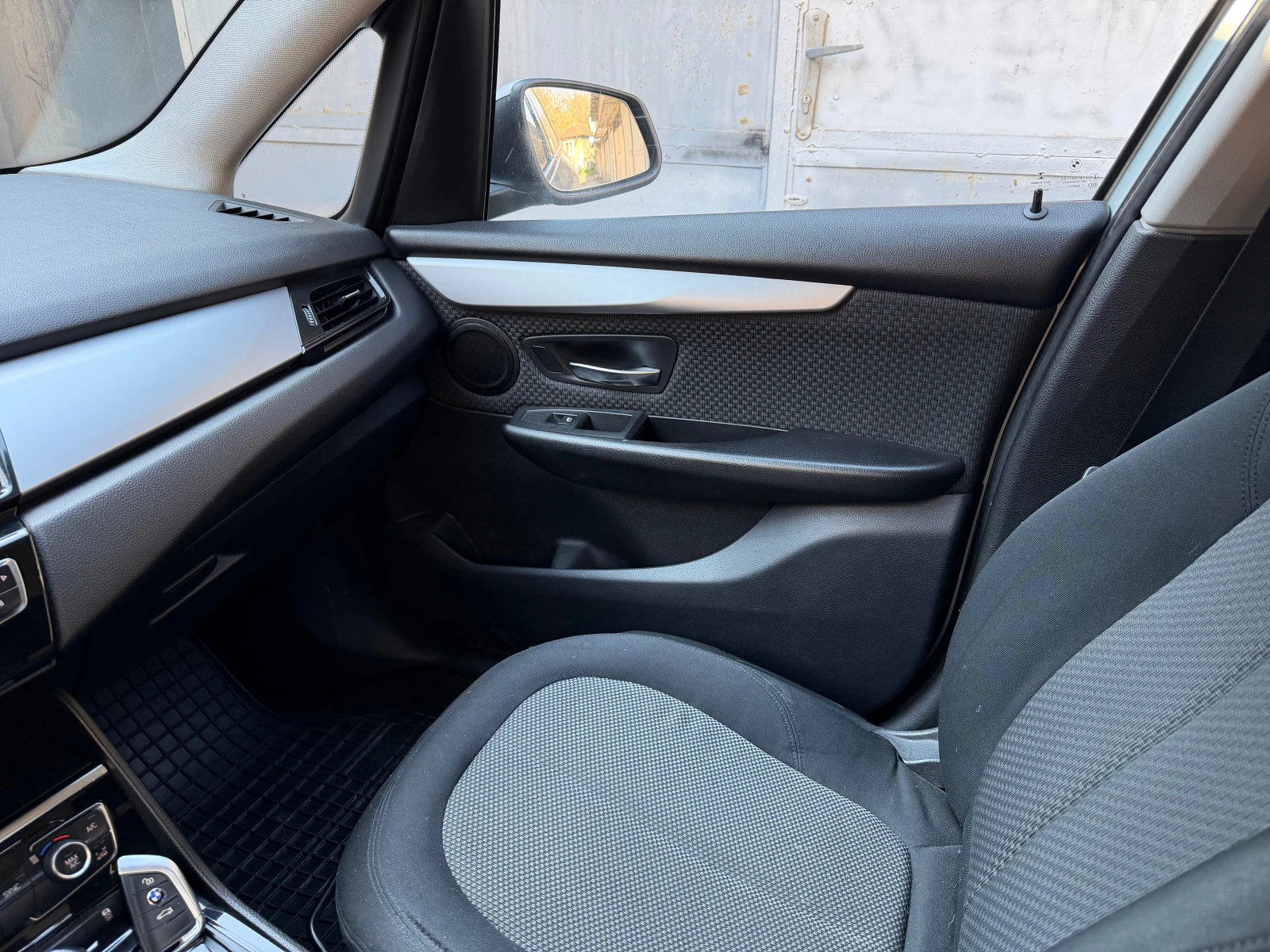 BMW 2 Active Tourer, снимка 9 - Автомобили и джипове - 54162474