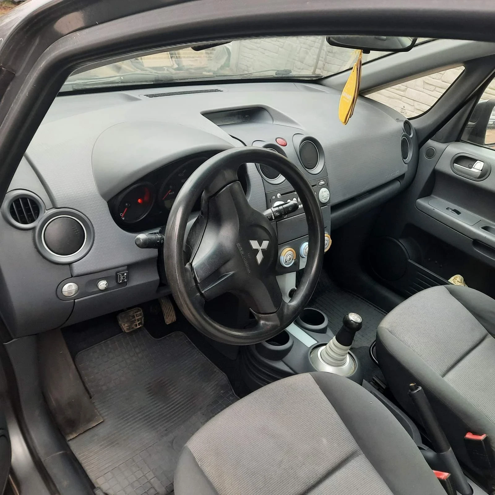 Mitsubishi Colt, снимка 5 - Автомобили и джипове - 54486432