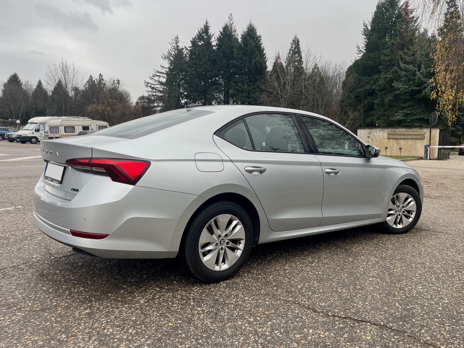 Skoda Octavia ЛИЗИНГ: 190 евро / месец, снимка 3 - Автомобили и джипове - 54557180