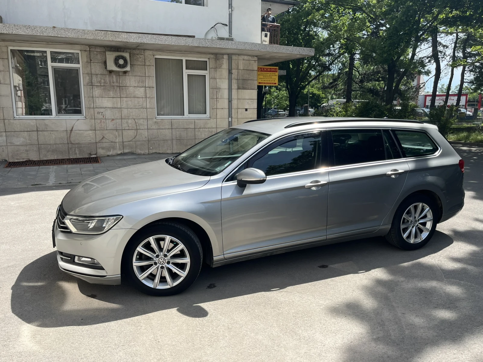 VW Passat B8 variant, снимка 2 - Автомобили и джипове - 54666637