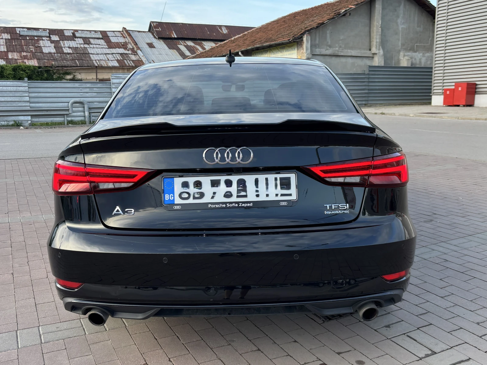Audi A3 2.0 TFSI, снимка 4 - Автомобили и джипове - 54750877