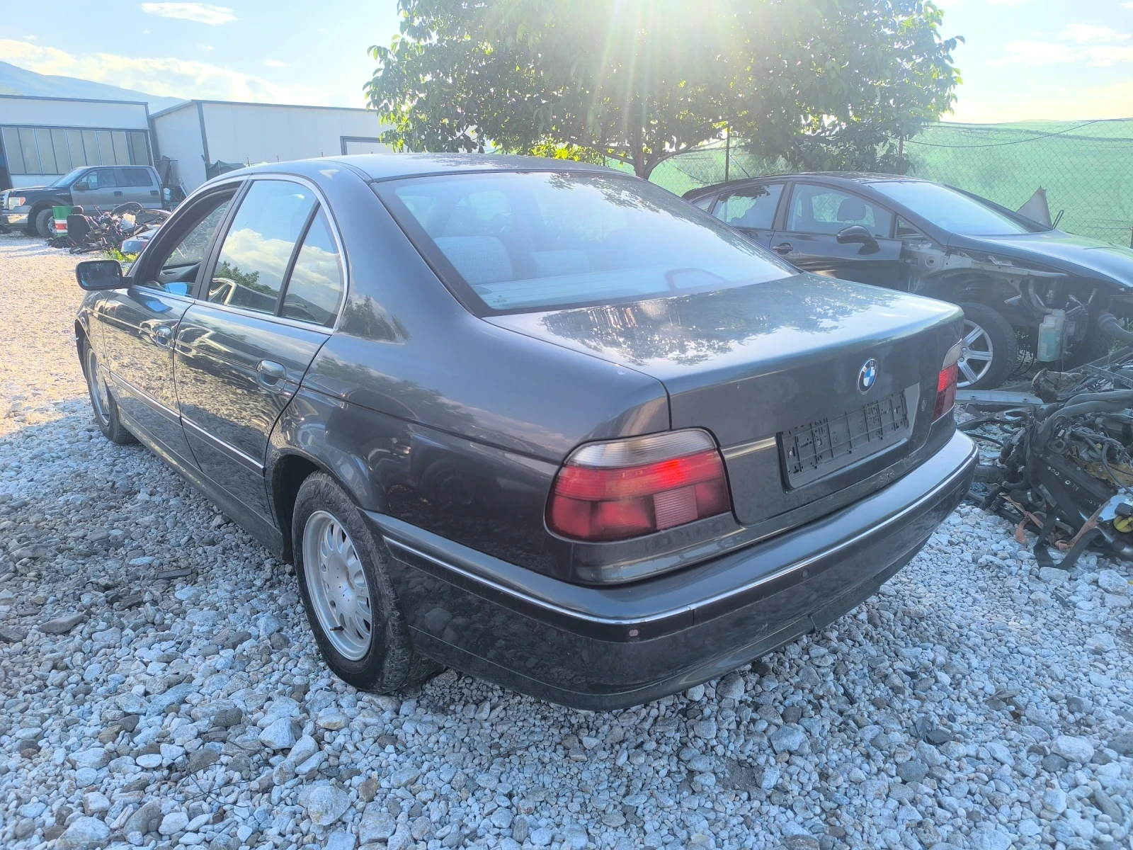 BMW 530 184к.с. Автомат НА ЧАСТИ , снимка 4 - Автомобили и джипове - 54755101