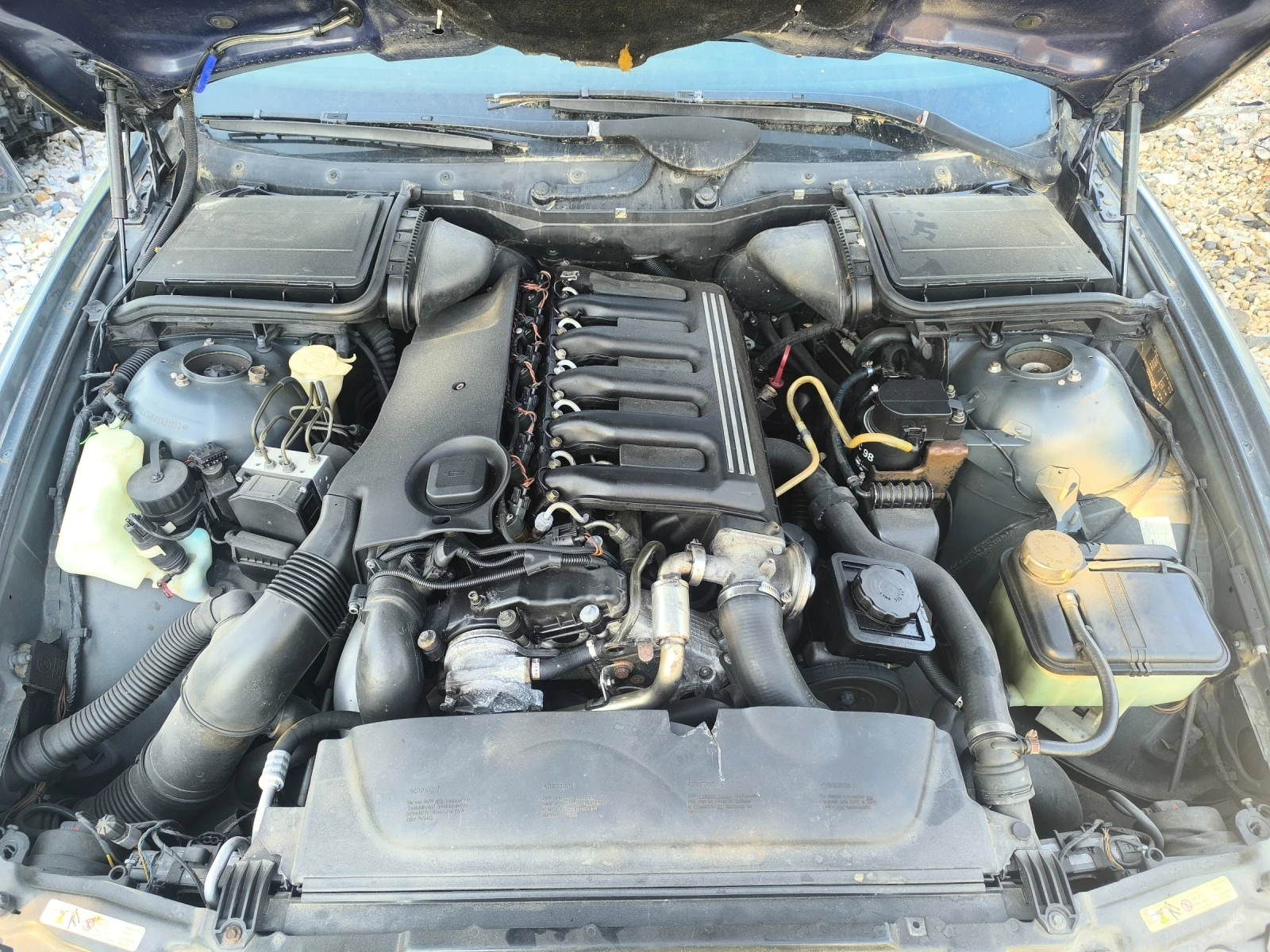 BMW 530 184к.с. Автомат НА ЧАСТИ , снимка 8 - Автомобили и джипове - 54755101
