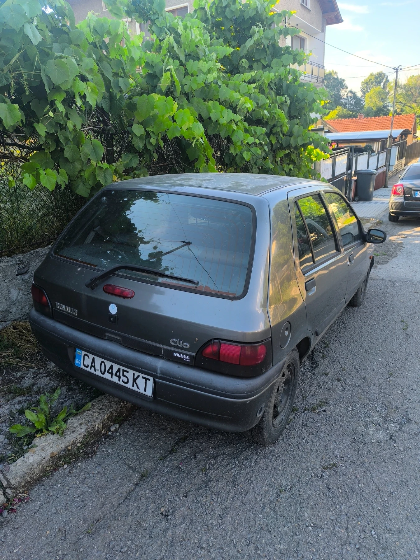 Renault Clio, снимка 4 - Автомобили и джипове - 54962061